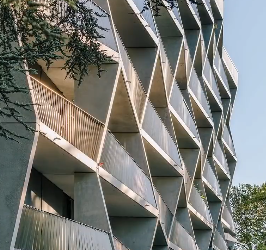 BIM技巧|Revit斜栏杆怎么做？Revit中用自适应族创建斜面栏杆的方法-BIM建筑网