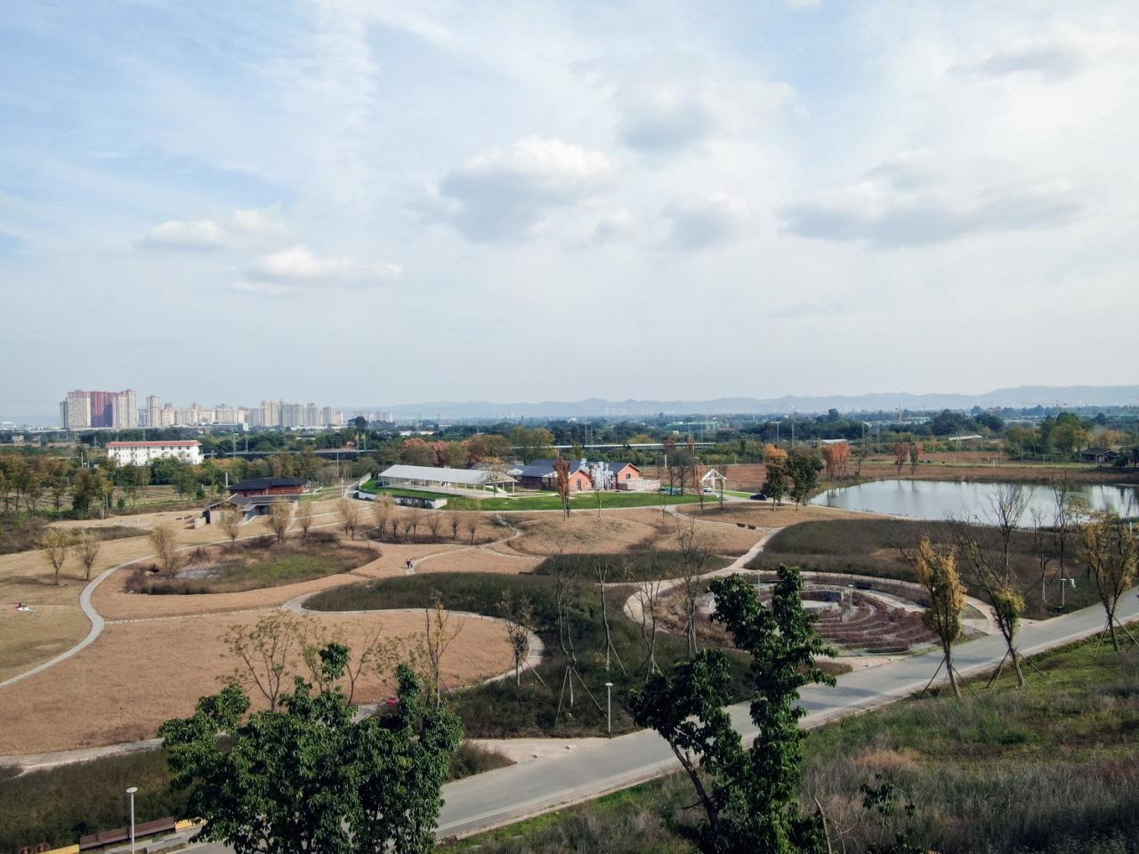 BIM建筑|青龙湖·漂浮种子：自我更新 / 小隐建筑事务所