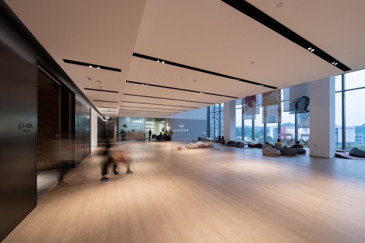 BIM建筑|一键焕新的城市插件-广州时代·芳华里二期续建更新 / EID Arch姜平工作室