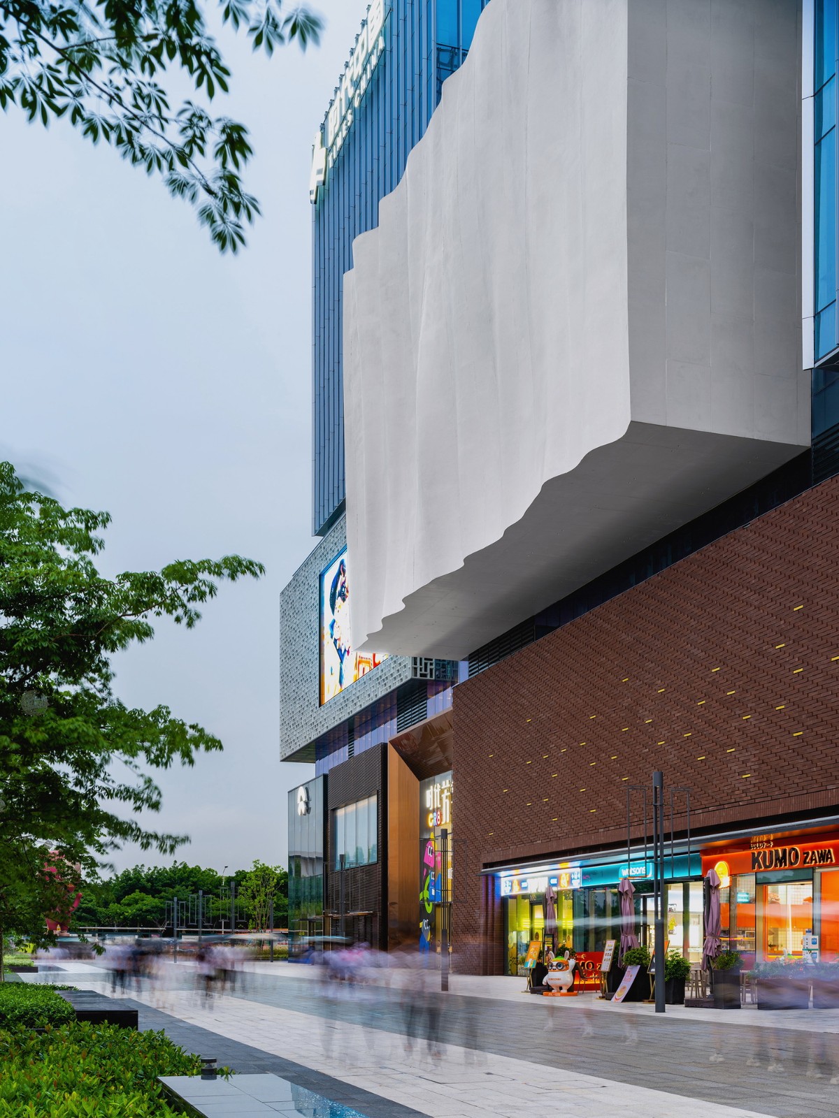 BIM建筑|一键焕新的城市插件-广州时代·芳华里二期续建更新 / EID Arch姜平工作室