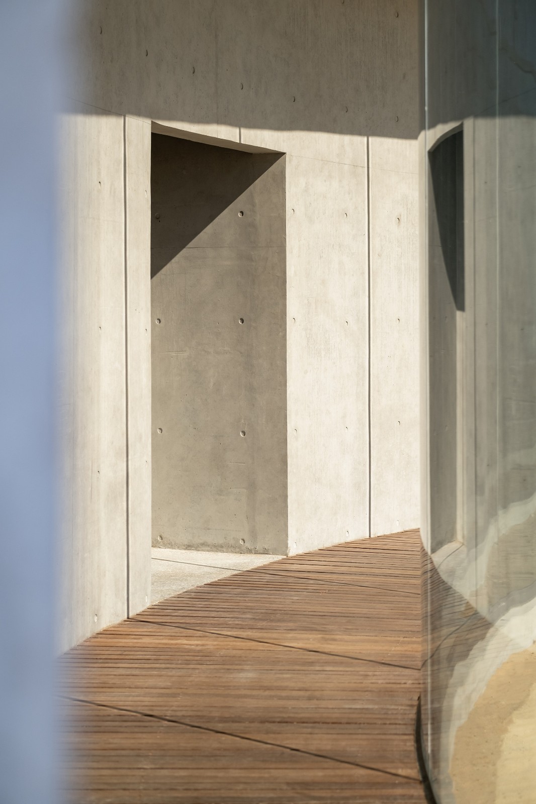 BIM建筑|海边咖啡厅：海之回声 / 同一建筑设计事务所