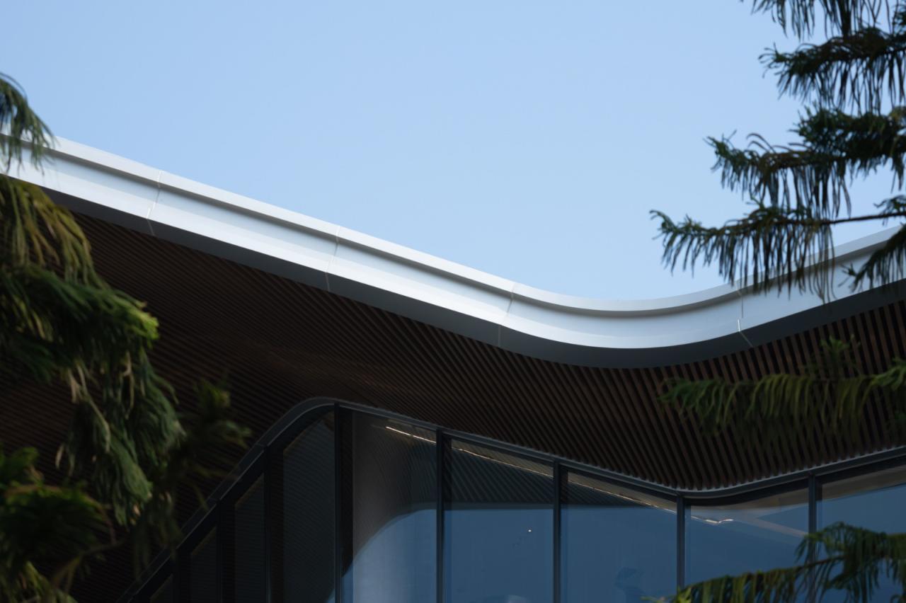 BIM建筑|漂浮艺居 舟泊烟渚：成都首开金地 • 鹭鸣北湖 / 成执设计