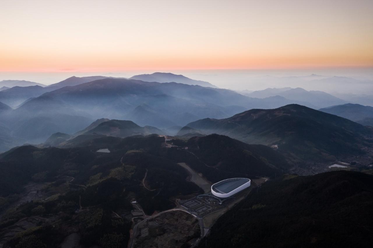 BIM建筑|空间激发运动活力：体育建筑合辑 / goa大象设计