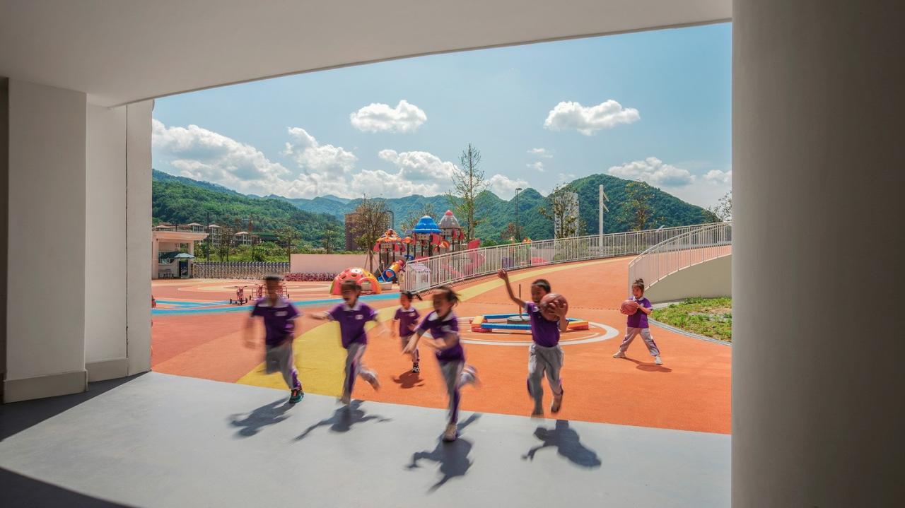 BIM建筑|中国最美幼儿园在县城：平利县第三幼儿园 / 迪卡建筑设计中心