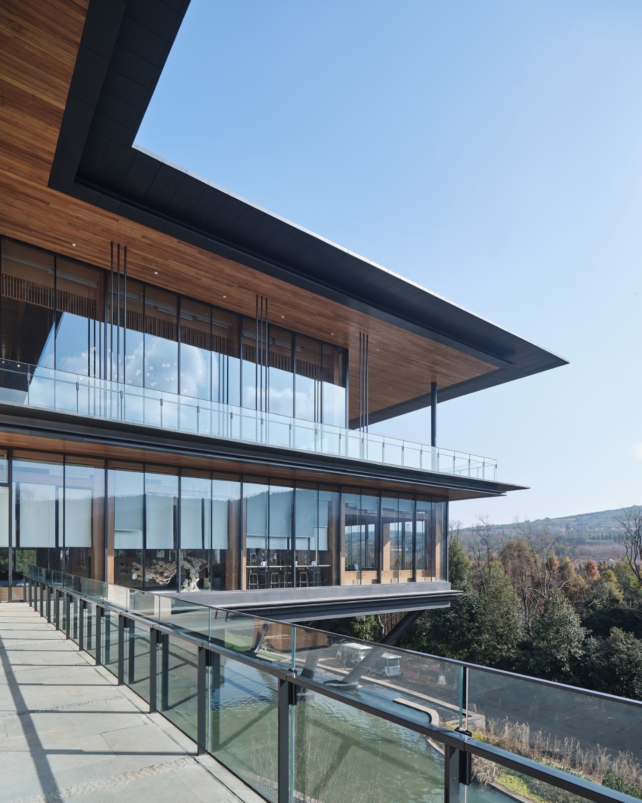 BIM建筑|生长的长屋：九溪云舒･昆明九溪湖国际生态区体验中心 / UA尤安设计