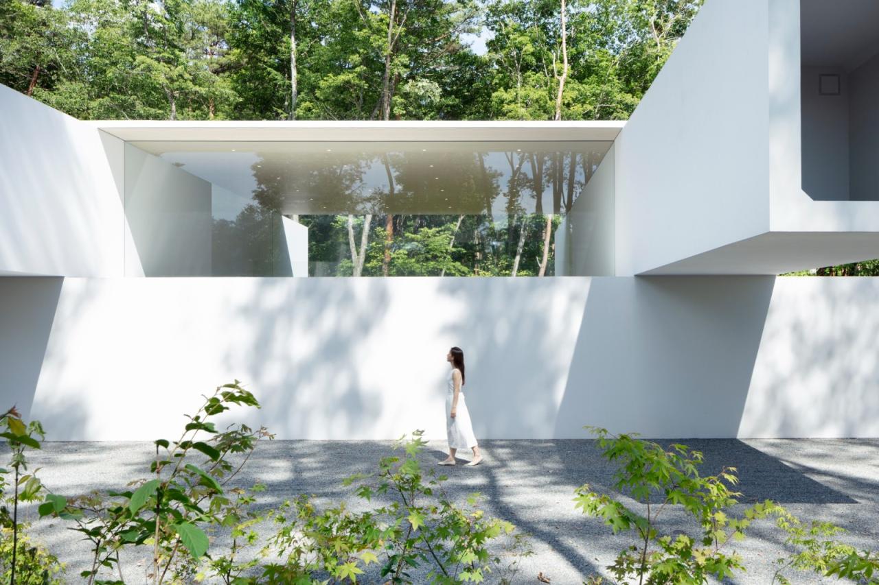 BIM建筑|日本长野极简酒店 Culvert，预制混凝土隧道 / nendo