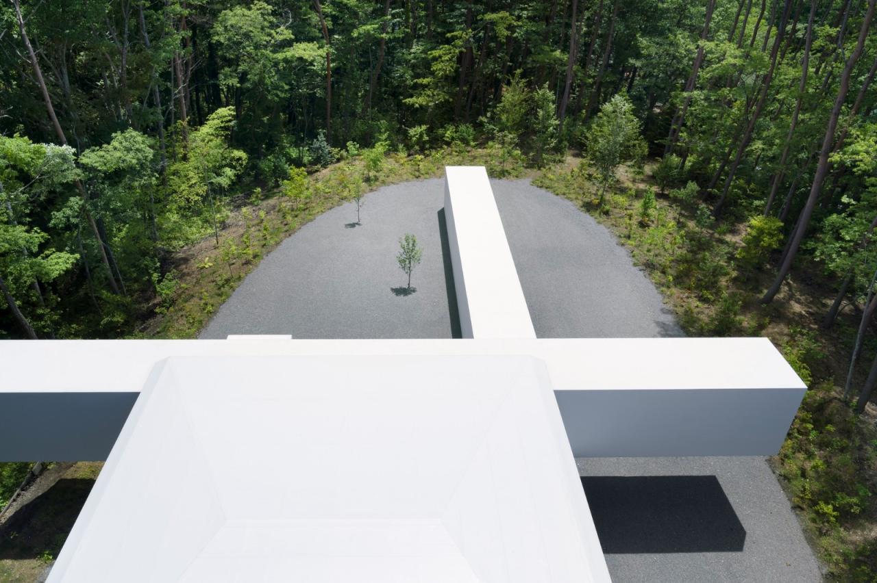 BIM建筑|日本长野极简酒店 Culvert，预制混凝土隧道 / nendo