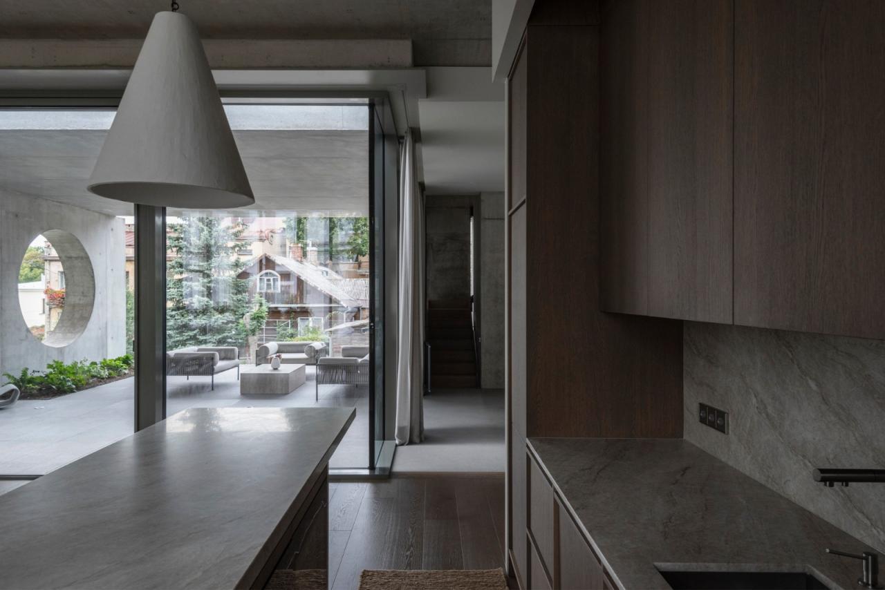 BIM建筑|现代主义混凝土住宅，考纳斯之家 / Architectural Bureau G.Natkevicius & Partners