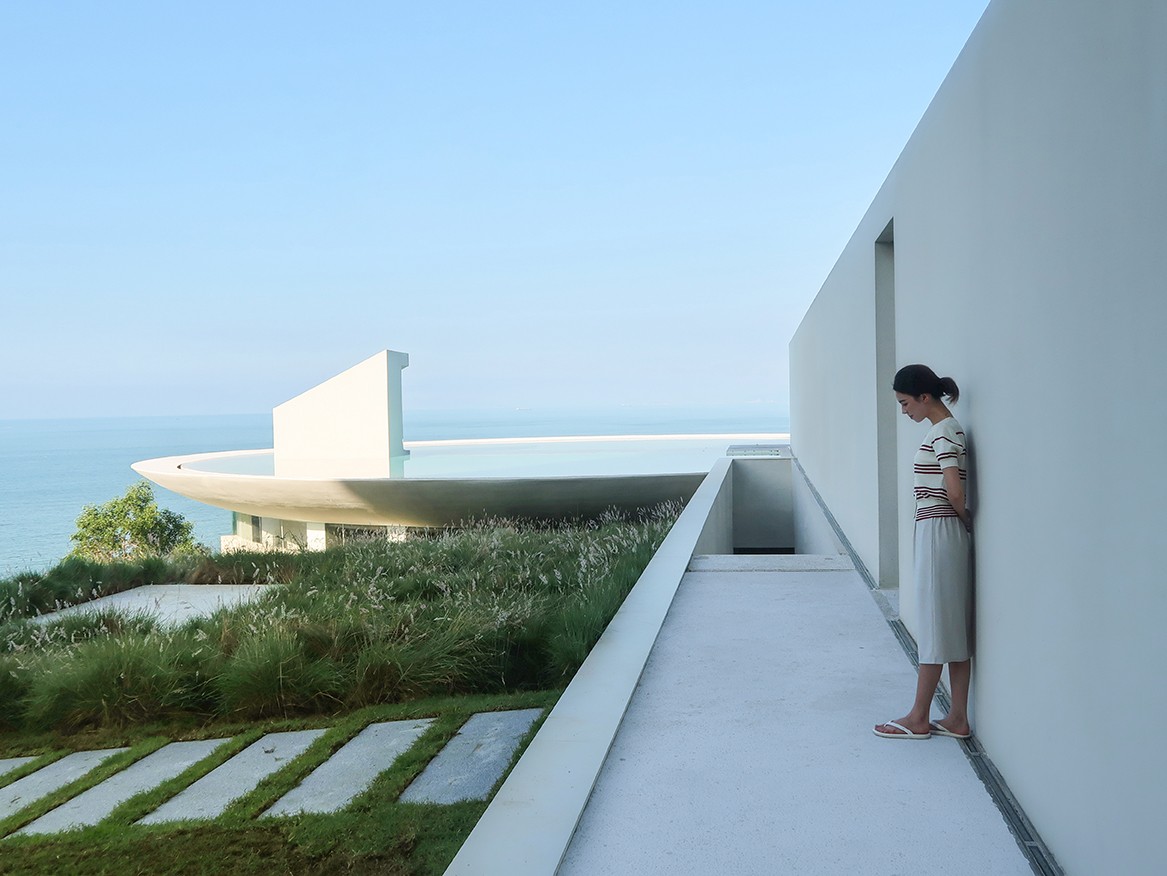 BIM建筑|悬崖上的海边书屋：惠州双月湾一滴水图书馆 / 三文建筑