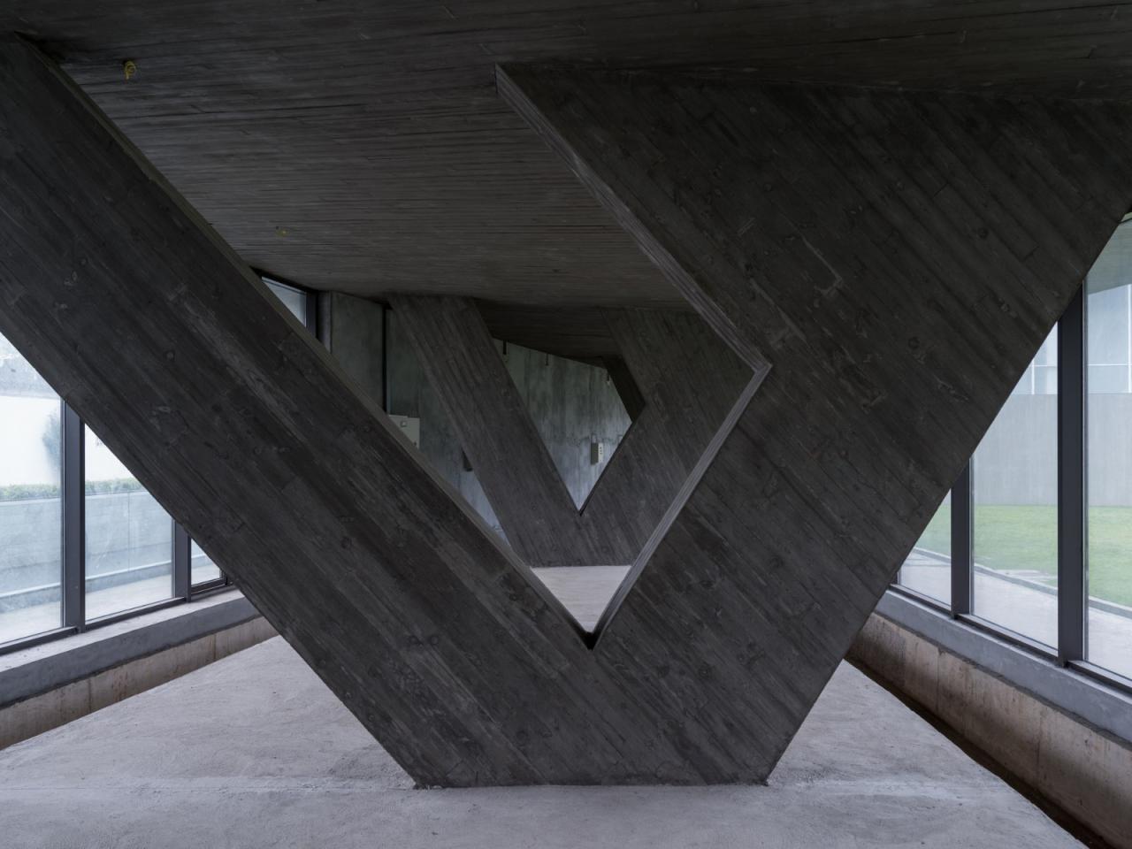 BIM建筑|未名美术馆 / 非常建筑