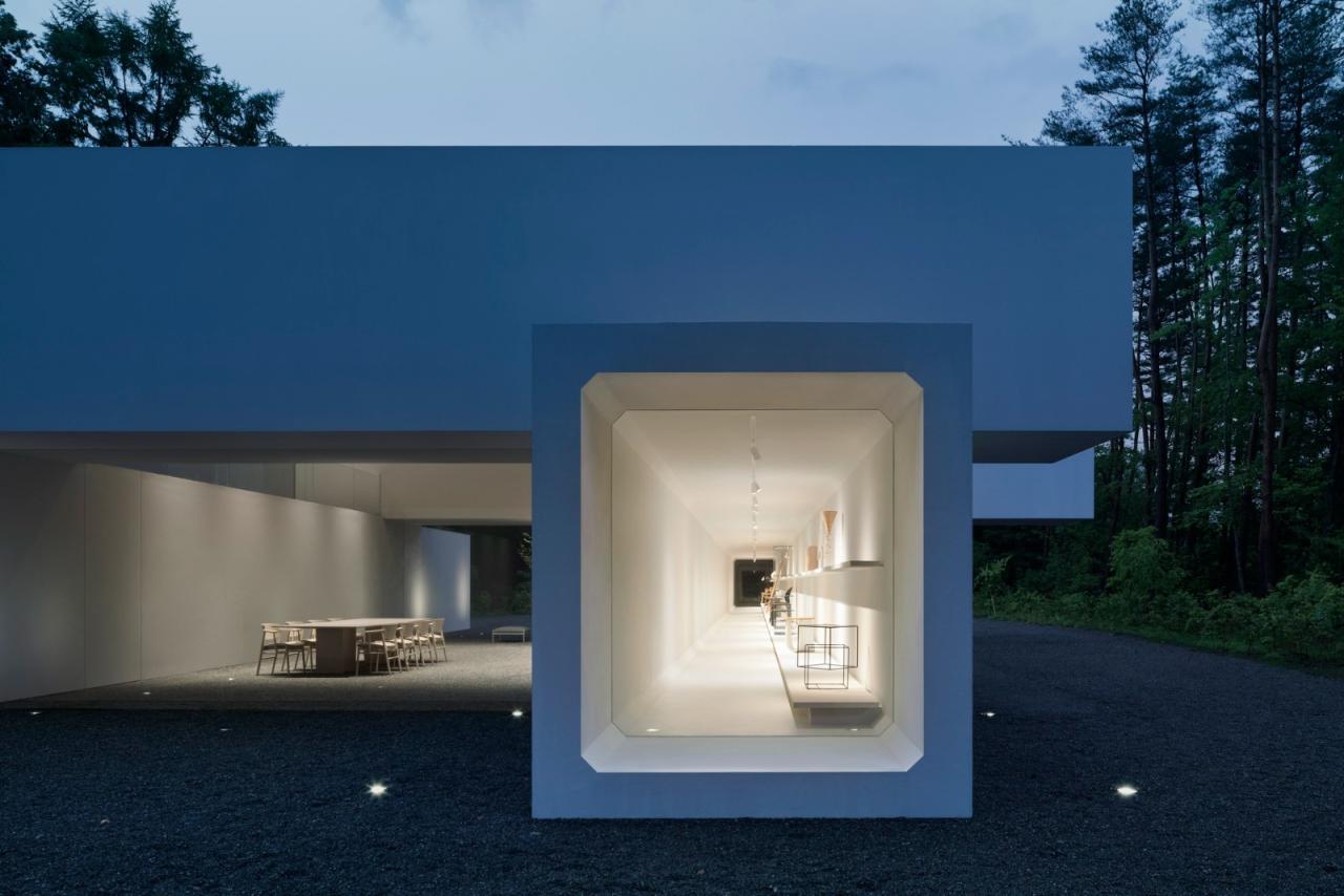 BIM建筑|日本长野极简酒店 Culvert，预制混凝土隧道 / nendo