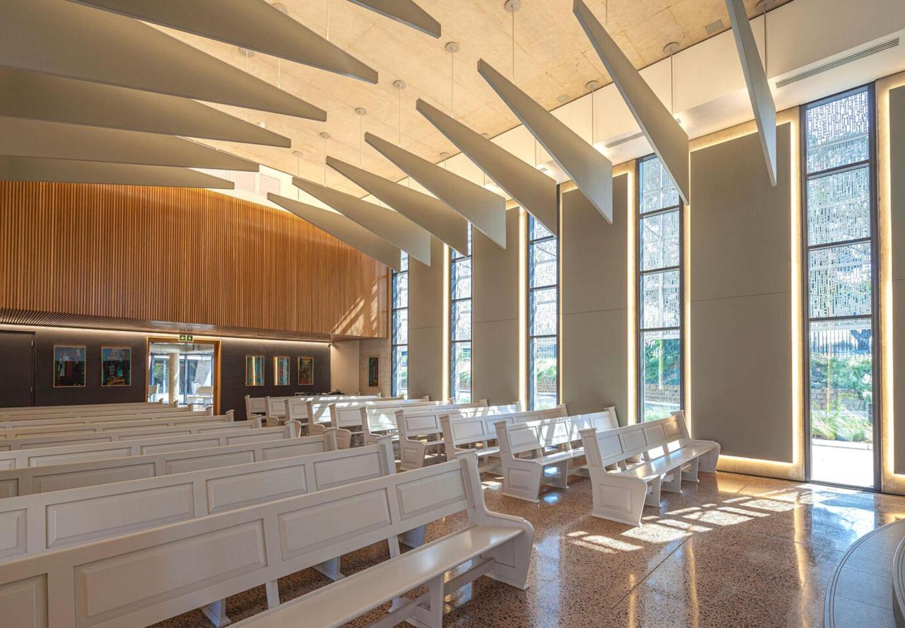 BIM建筑|南非德班基督教中心 / Elphick Proome Architects