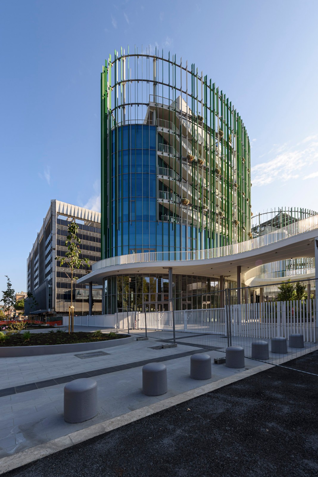 BIM建筑|工业区变身绿色校园：罗马第三大学新总部 / MCA建筑事务所