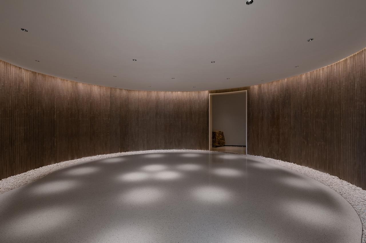 BIM建筑|悬崖上的海边书屋：惠州双月湾一滴水图书馆 / 三文建筑