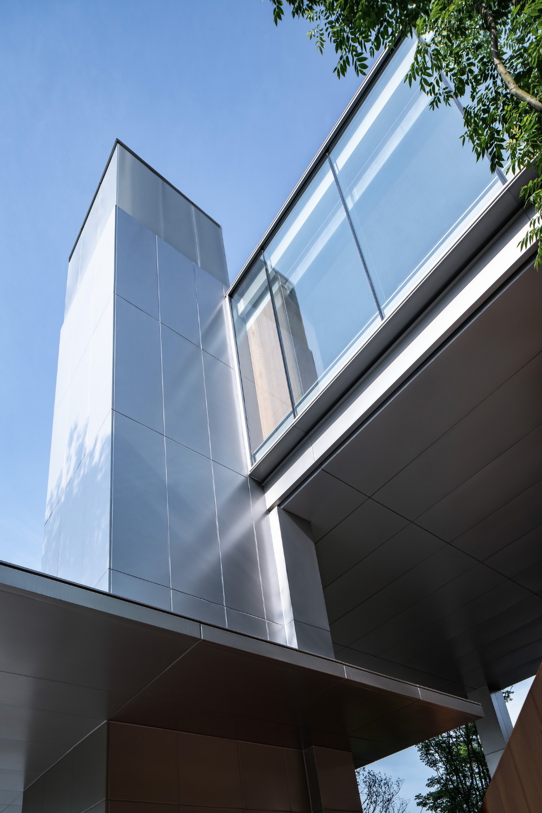 BIM建筑|金地·湖山樾社区中心 / PTA上海柏涛