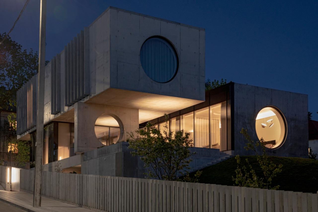 BIM建筑|现代主义混凝土住宅，考纳斯之家 / Architectural Bureau G.Natkevicius & Partners