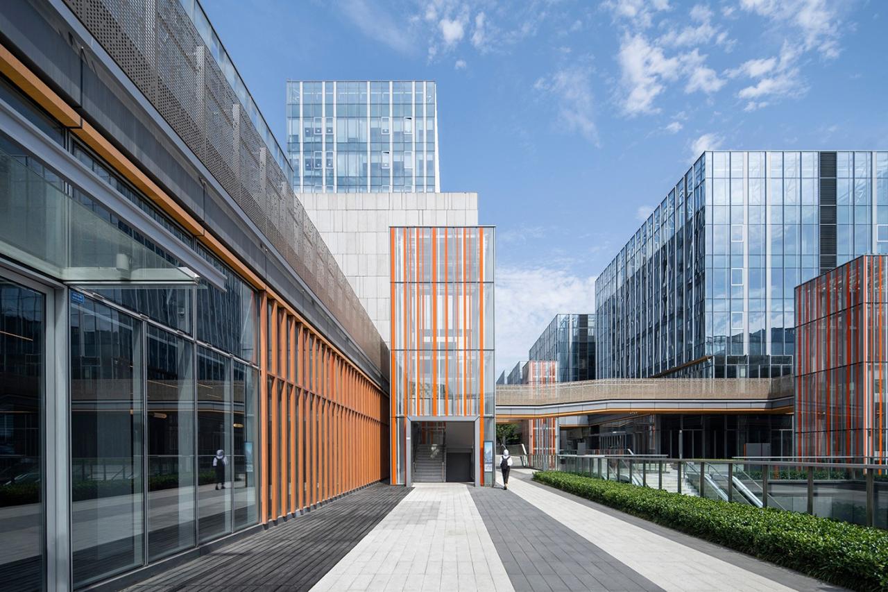 BIM建筑|成都海思科广场：一座位于成都高新区的绿色“商务邻里中心” / 10 Design