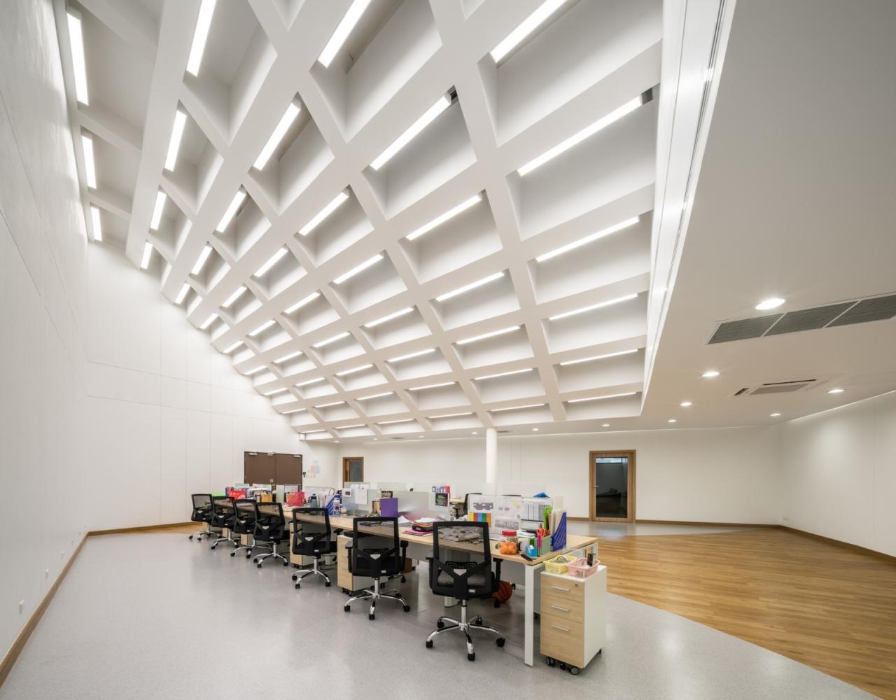 BIM建筑|扇形展开，泰国吞武里校园 SISB / Plan Architect