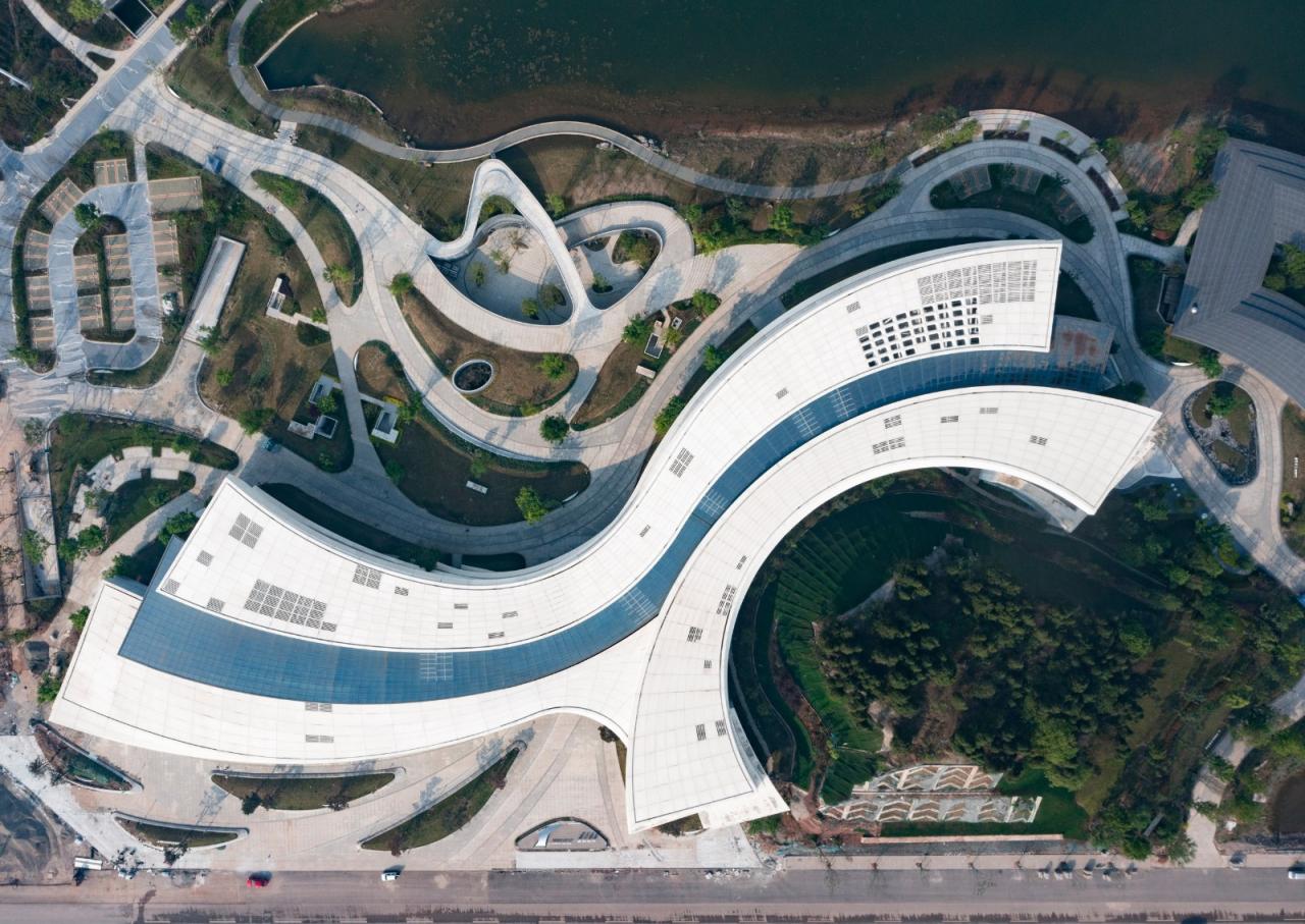 BIM建筑|建筑融于自然：眉山东部新城三中心一基地 / 大陆建筑设计