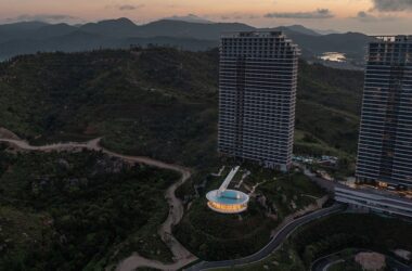 BIM建筑|悬崖上的海边书屋：惠州双月湾一滴水图书馆 / 三文建筑-BIM建筑网