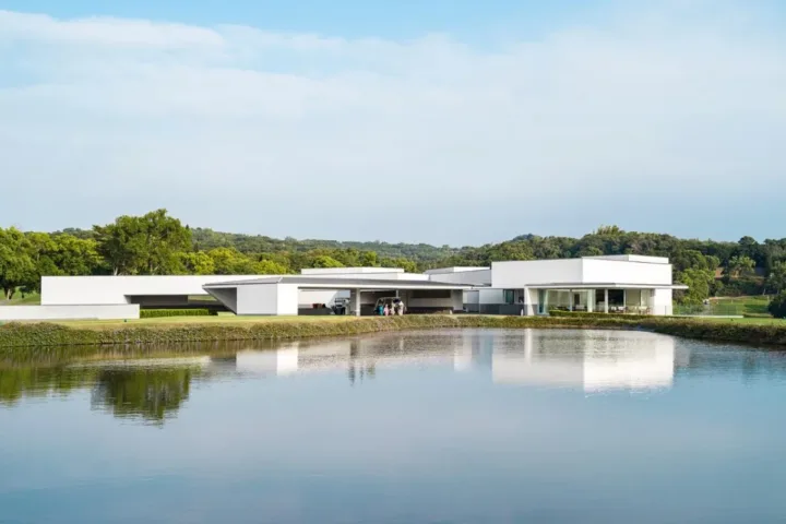 BIM建筑|台丰高尔夫俱乐部嘉卿会馆 / Álvaro Siza Vieira + Carlos Castanheira