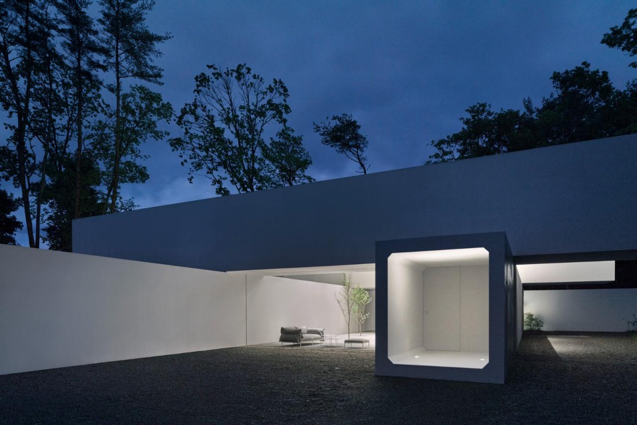 BIM建筑|日本长野极简酒店 Culvert，预制混凝土隧道 / nendo