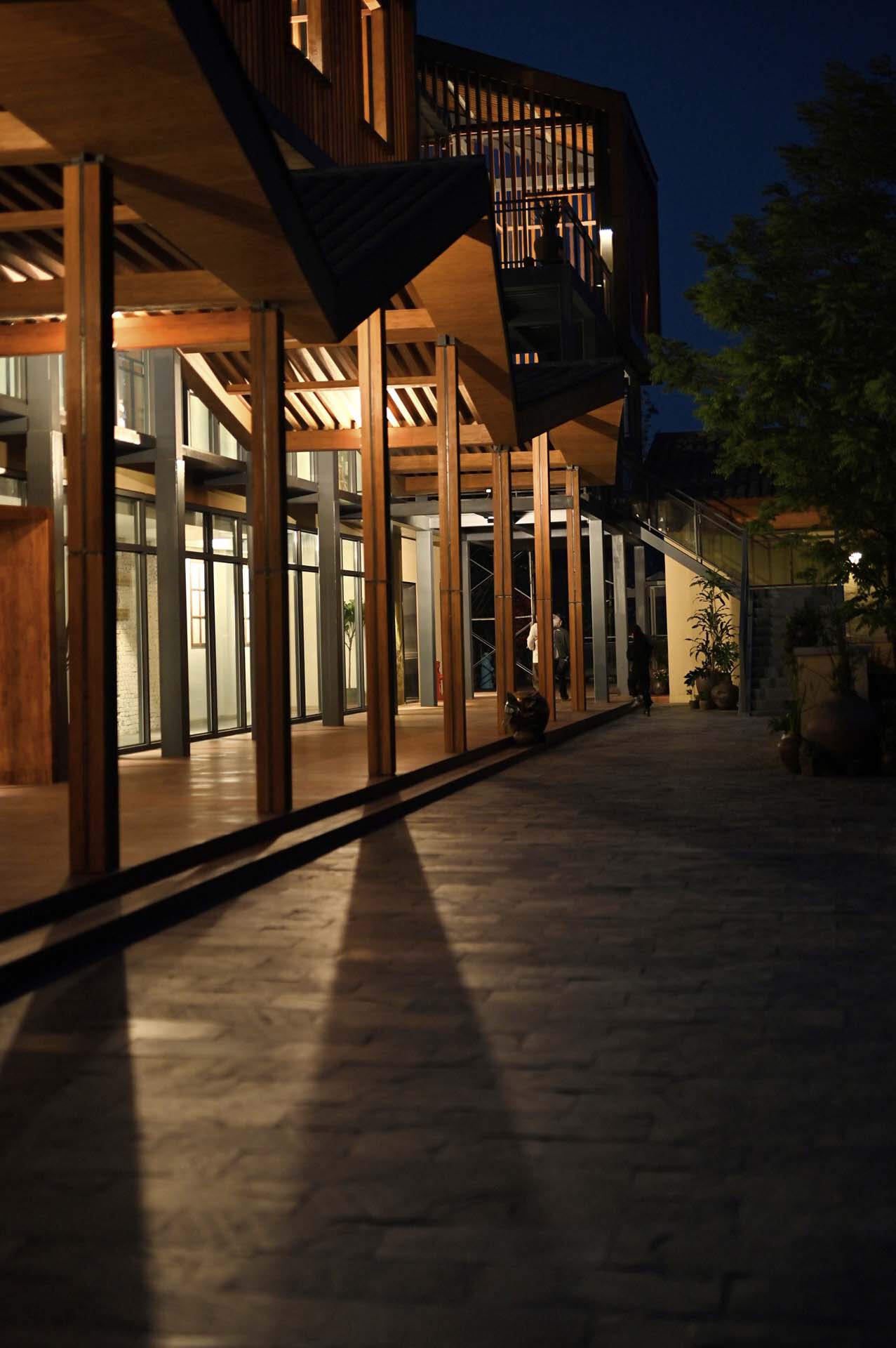 BIM建筑|明月湖沙金小学改造 / 重庆悦集建筑设计事务所