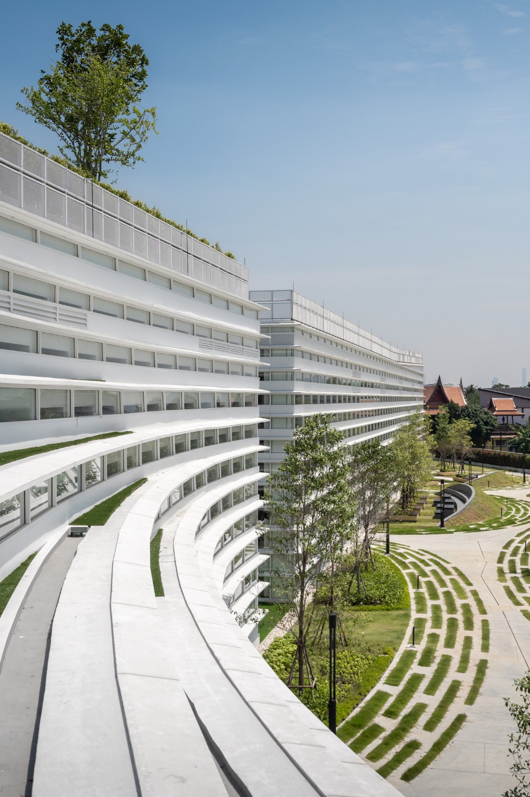 BIM建筑|扇形展开，泰国吞武里校园 SISB / Plan Architect