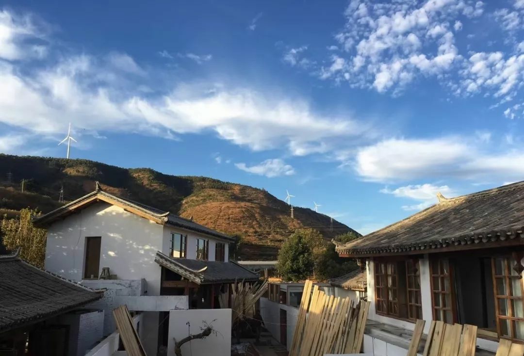 BIM建筑|建造：立足于现实-村里的隐山岚 / 合造社