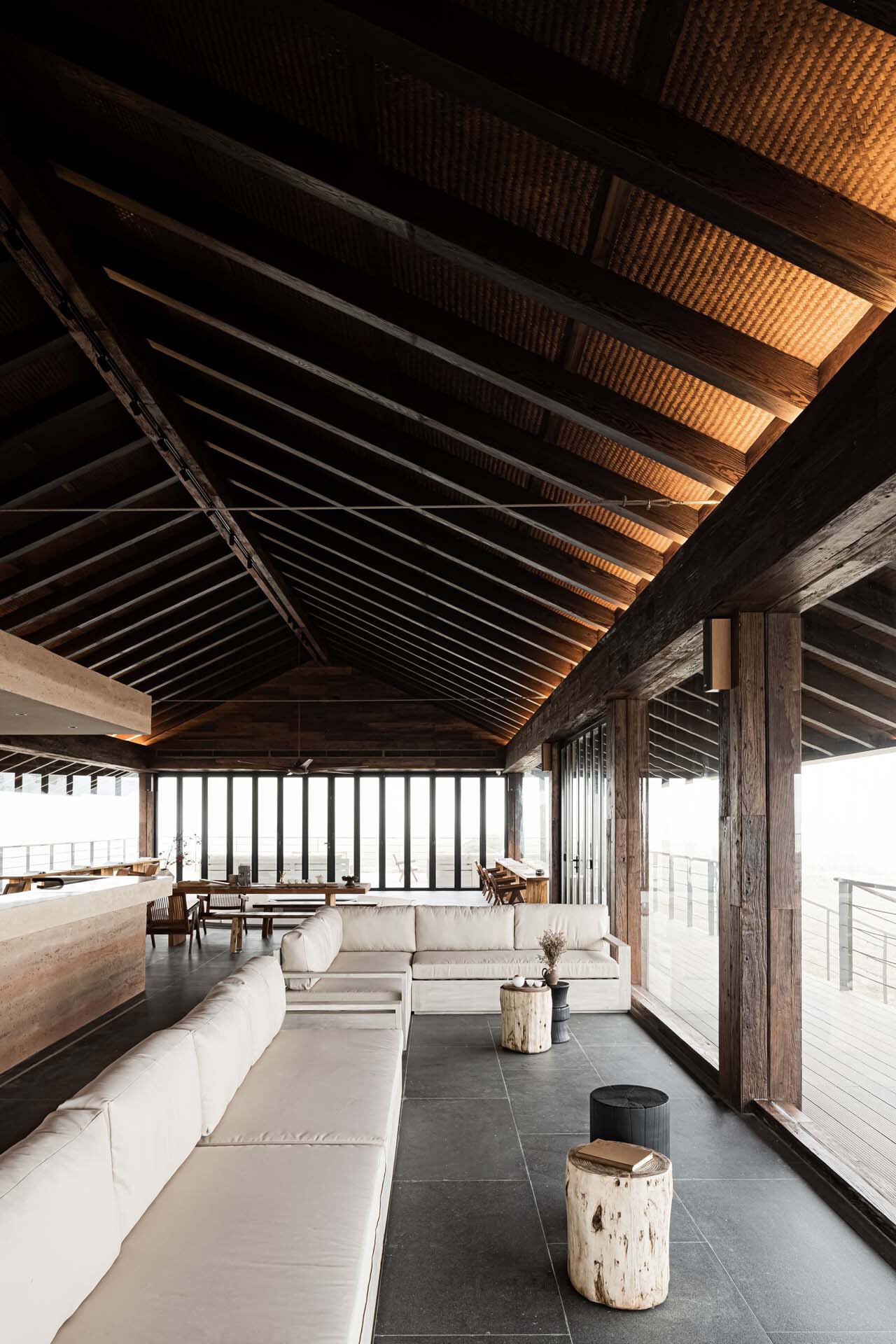 BIM建筑|峨眉山高桥小镇 / 超级平常空间设计