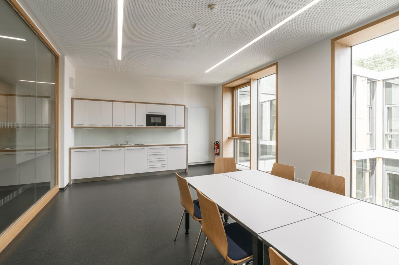 BIM建筑|慕尼黑工业大学可持续化学楼 / Schuster Pechtold Schmidt Architekten