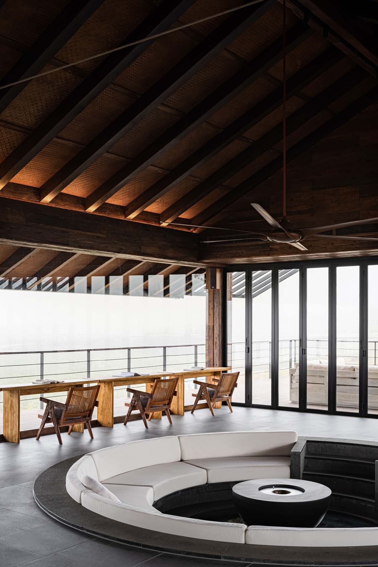 BIM建筑|峨眉山高桥小镇 / 超级平常空间设计