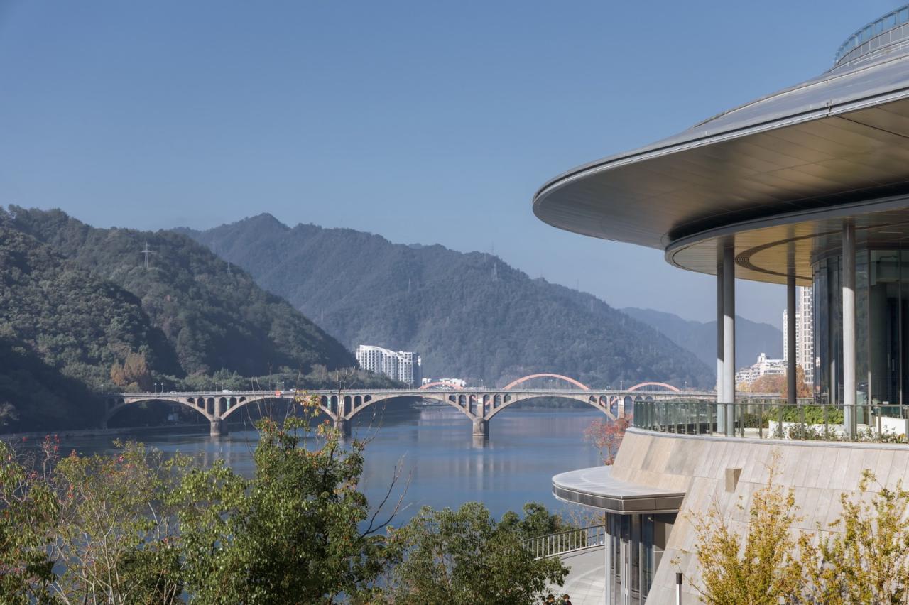 BIM建筑|建德市文化综合体：对话山水的市民空间 / goa作品