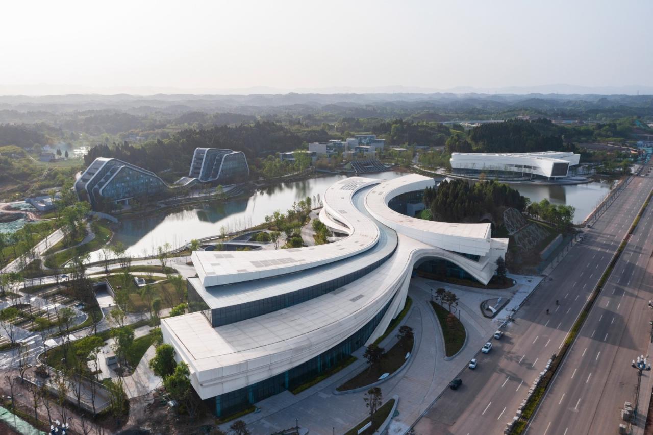 BIM建筑|建筑融于自然：眉山东部新城三中心一基地 / 大陆建筑设计