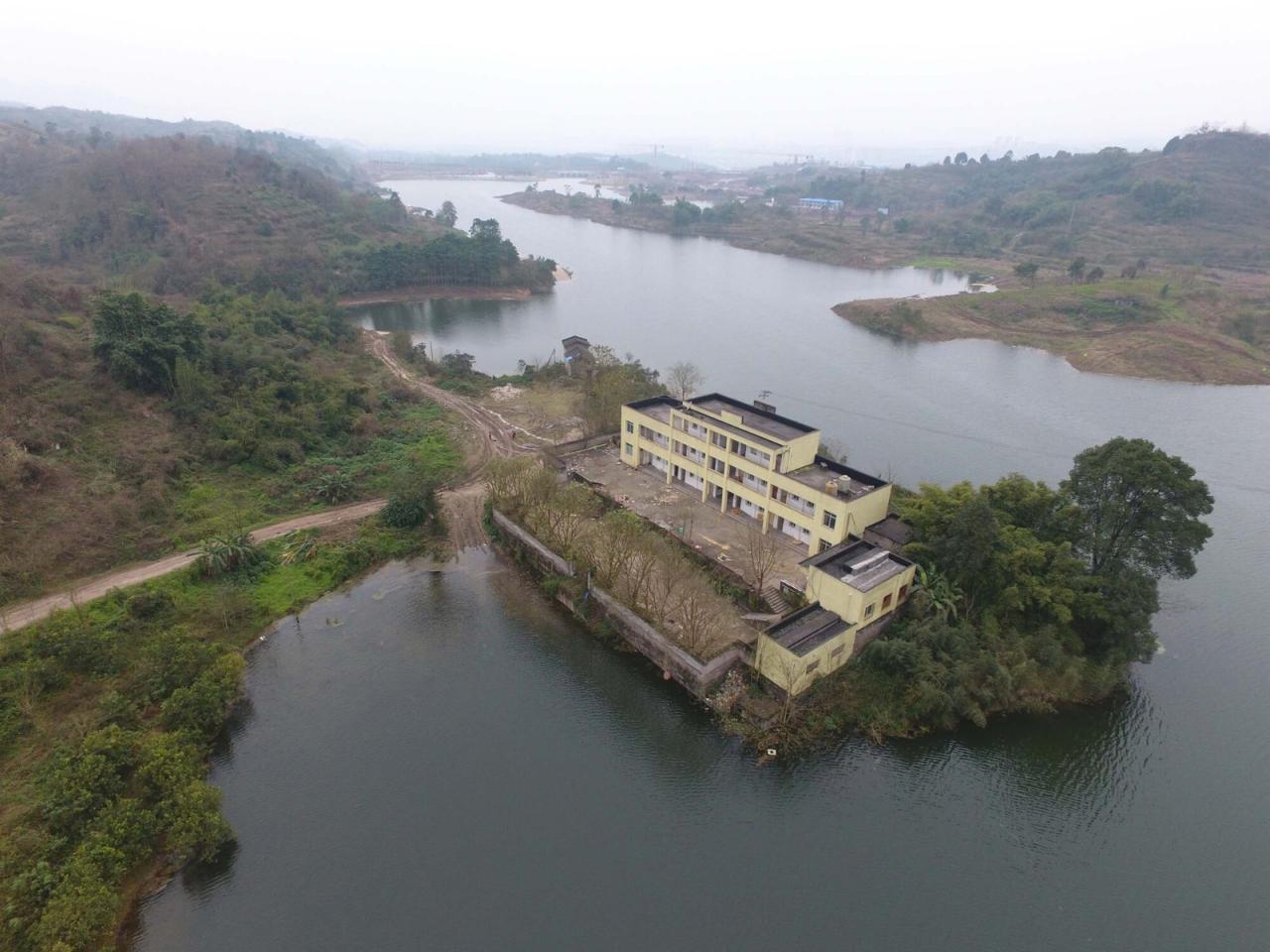 BIM建筑|明月湖沙金小学改造 / 重庆悦集建筑设计事务所