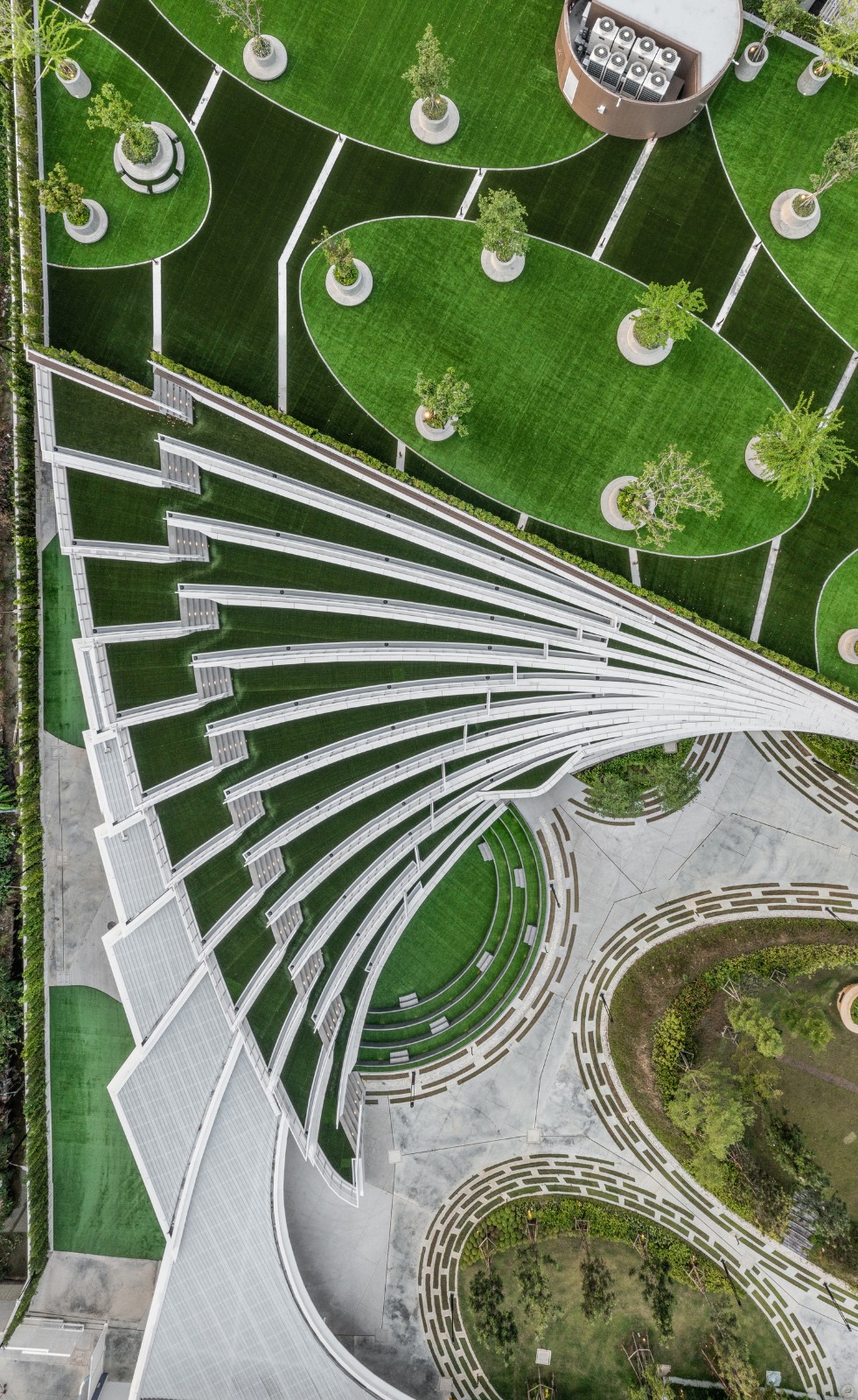 BIM建筑|扇形展开，泰国吞武里校园 SISB / Plan Architect