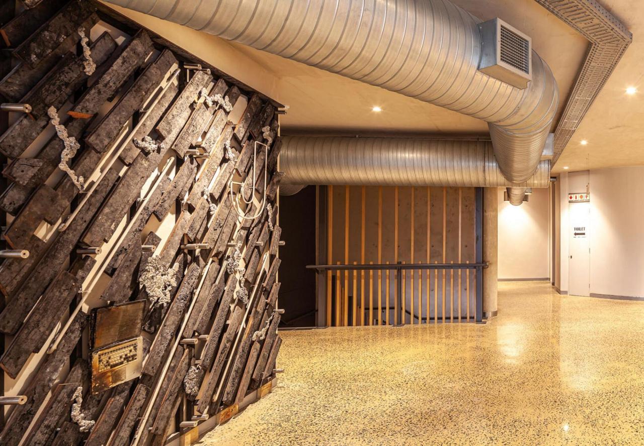 BIM建筑|南非德班基督教中心 / Elphick Proome Architects