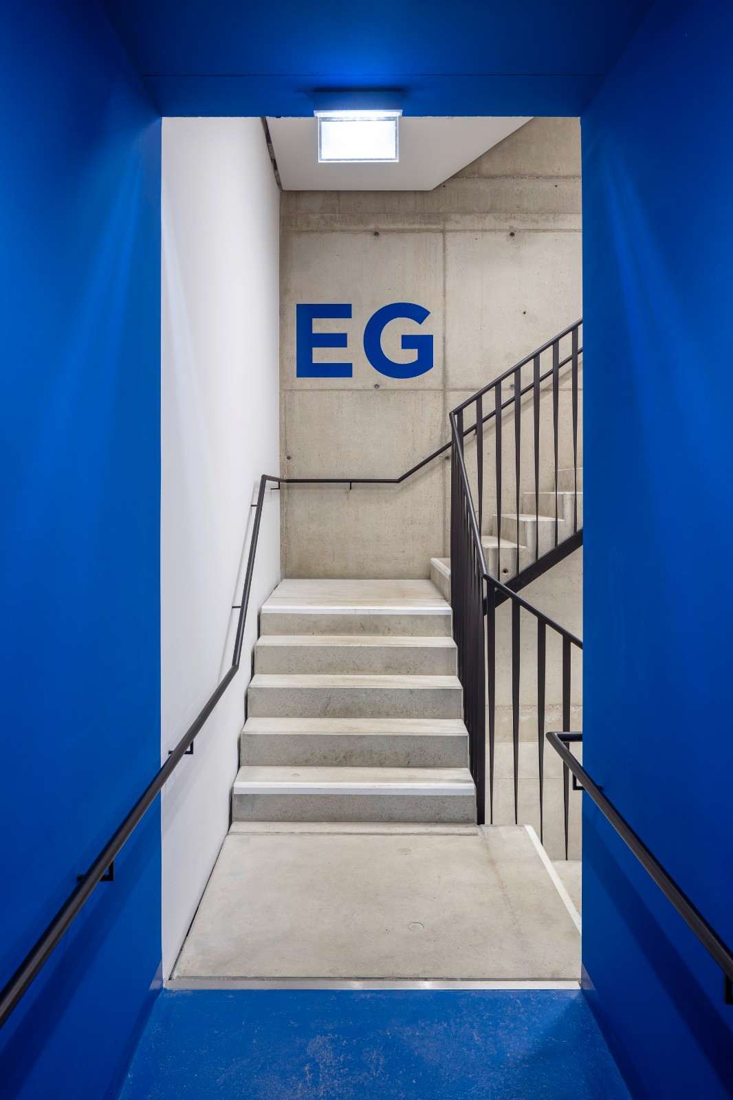 BIM建筑|墨卡托一号办公大楼 / Hadi Teherani Architects