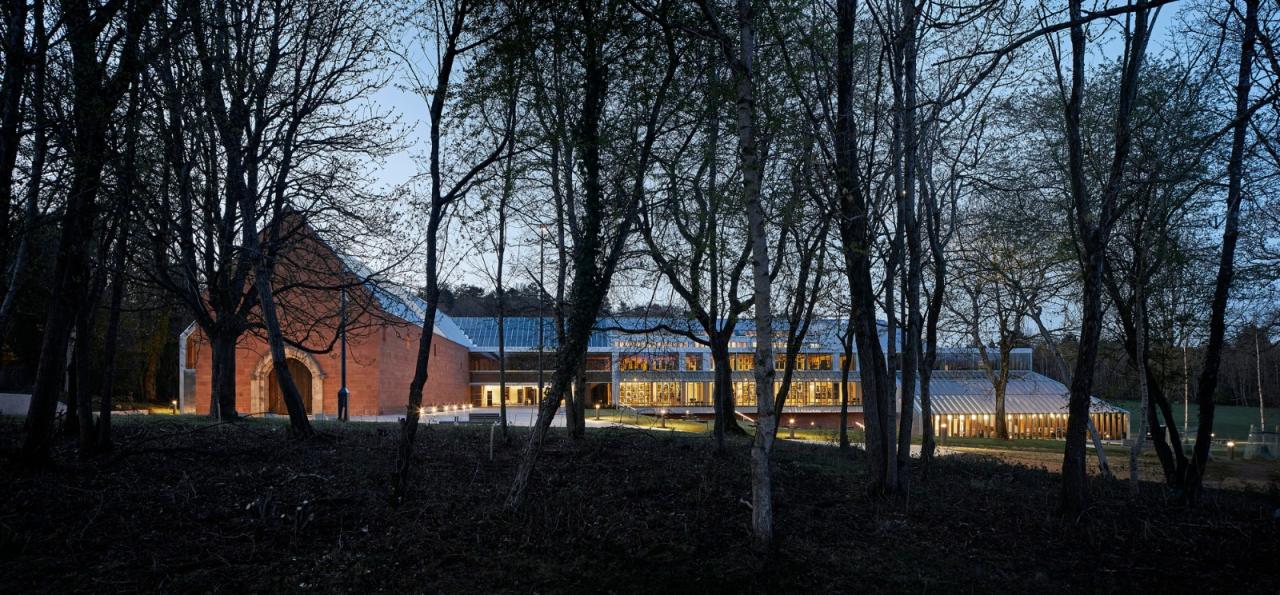 BIM建筑|巴勒收藏博物馆 / John McAslan + Partners