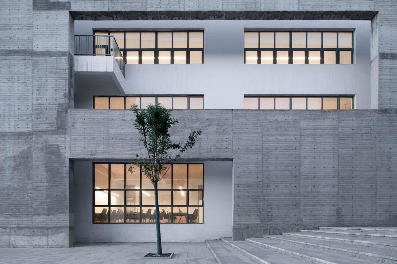 BIM建筑|友兰中学图艺综合楼 / WAU建筑事务所