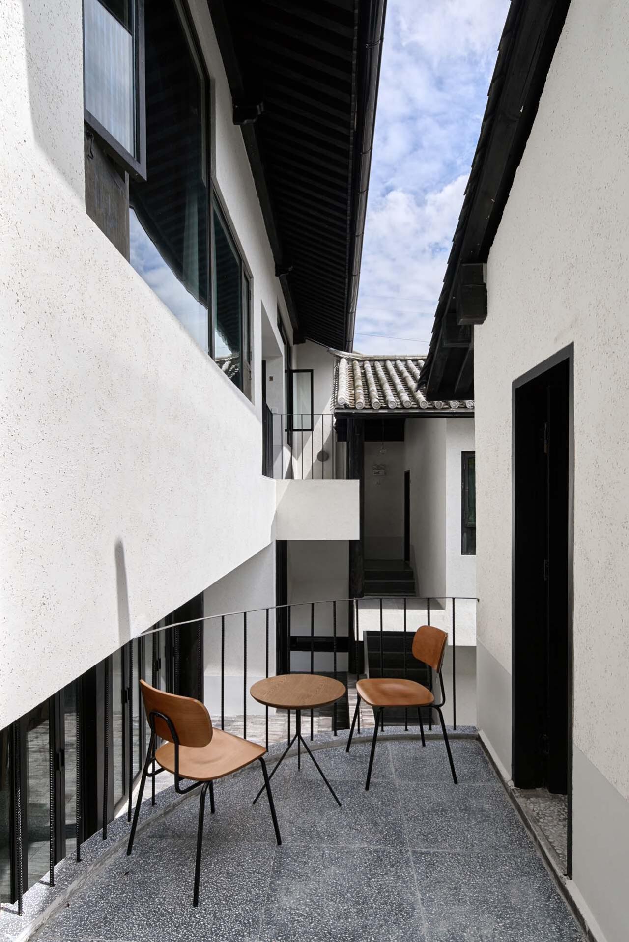 BIM建筑|腾冲叁柒廿壹院子 / 亼建筑