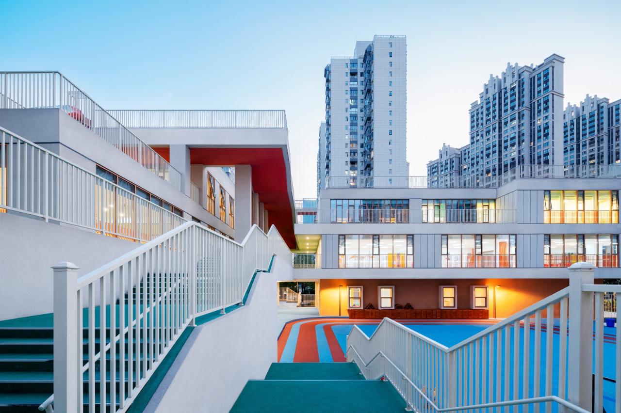 BIM建筑|这可能是小城幼儿园的天花板了：陕西安康高新第五幼儿园 / UUA建筑师事务所