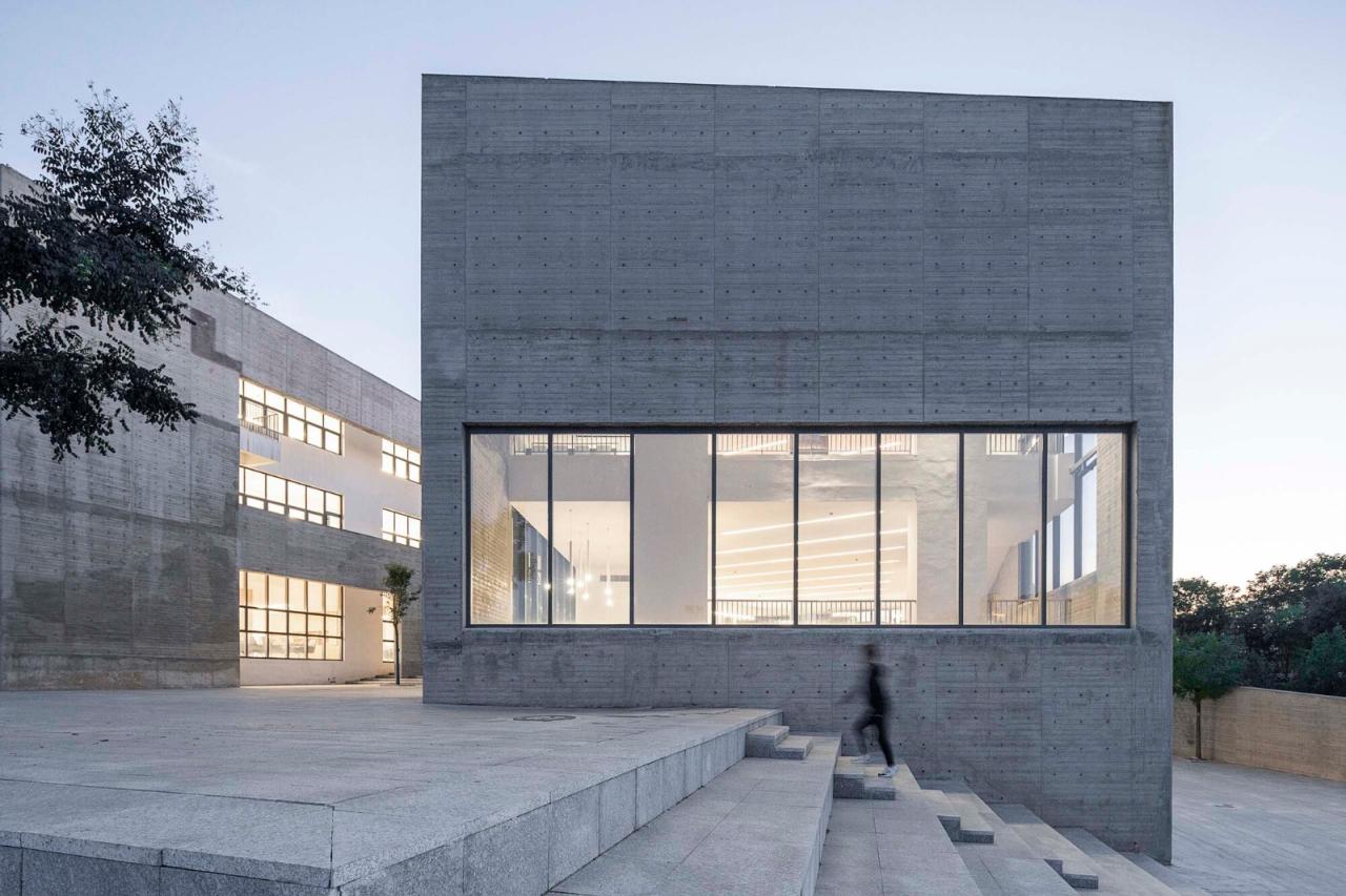 BIM建筑|友兰中学图艺综合楼 / WAU建筑事务所