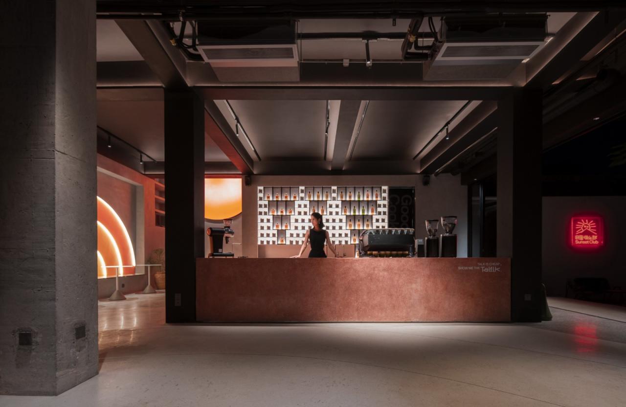 BIM建筑|工业遗址世界里的橙色糖果-未来社HOUSE / Wutopia Lab