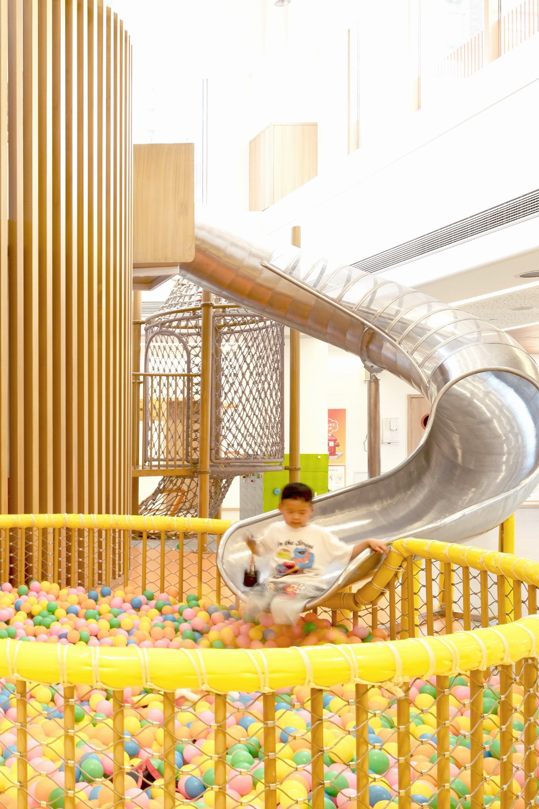 BIM建筑|这可能是小城幼儿园的天花板了：陕西安康高新第五幼儿园 / UUA建筑师事务所