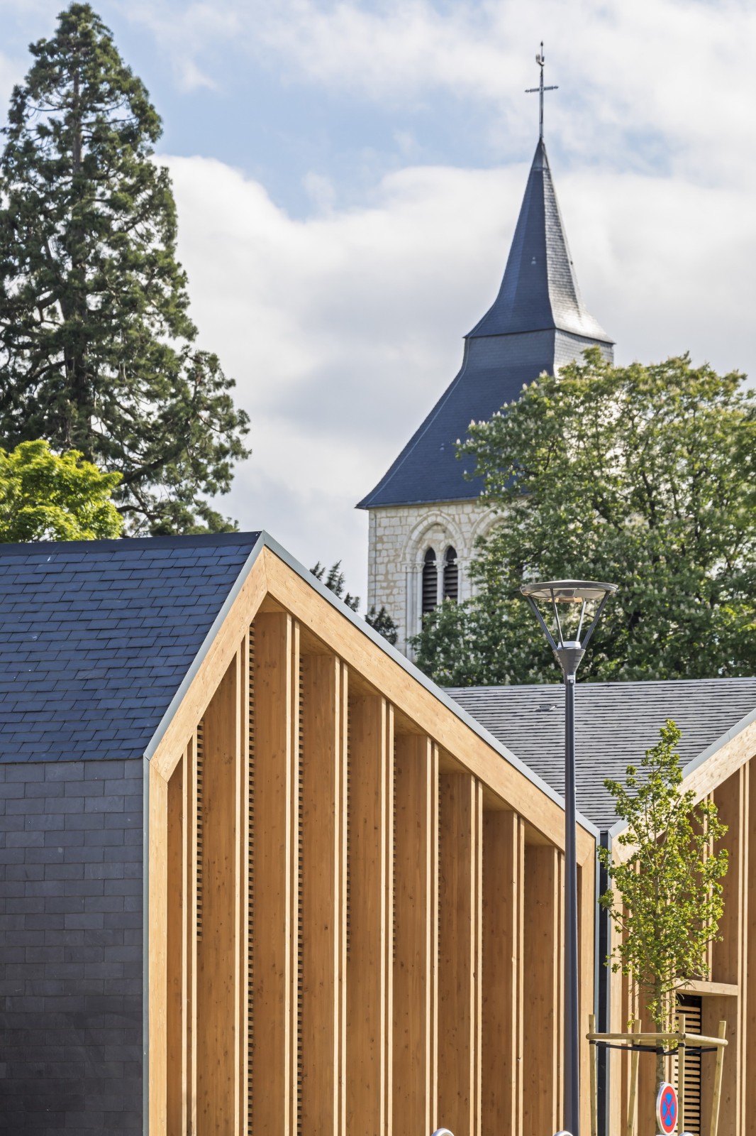 BIM建筑|Les Coteaux Fleuris 学校 / HEMAA Architectes + Hesters Oyon