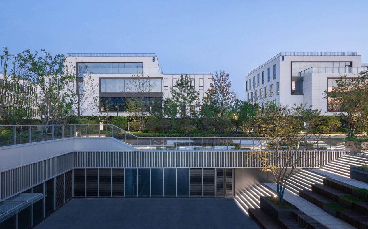 BIM建筑|南京紫金山麓首个AI人工智能产业载体 / 三益中国