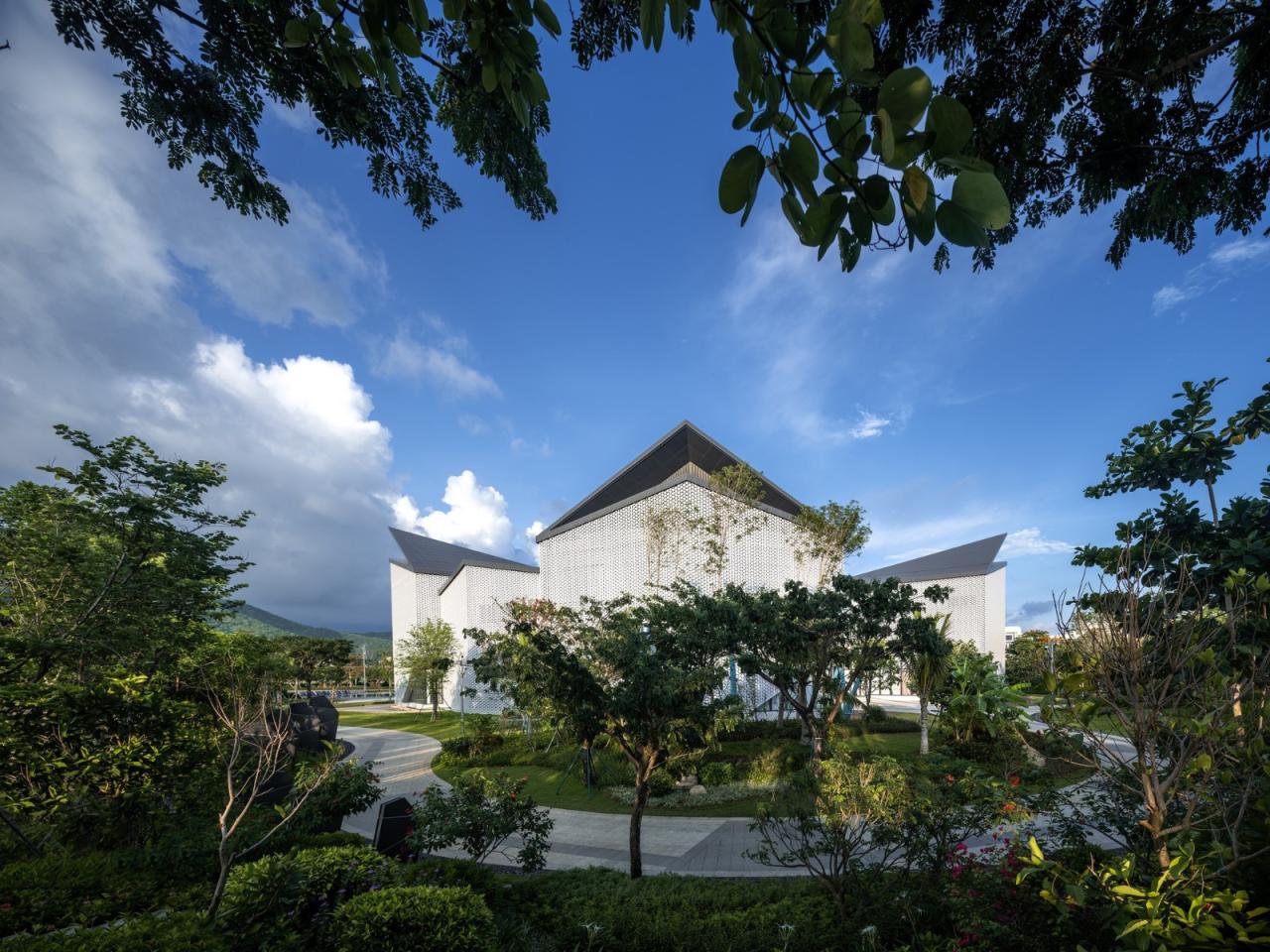 BIM建筑|三亚崖州湾科技城产业促进中心 / Gensler