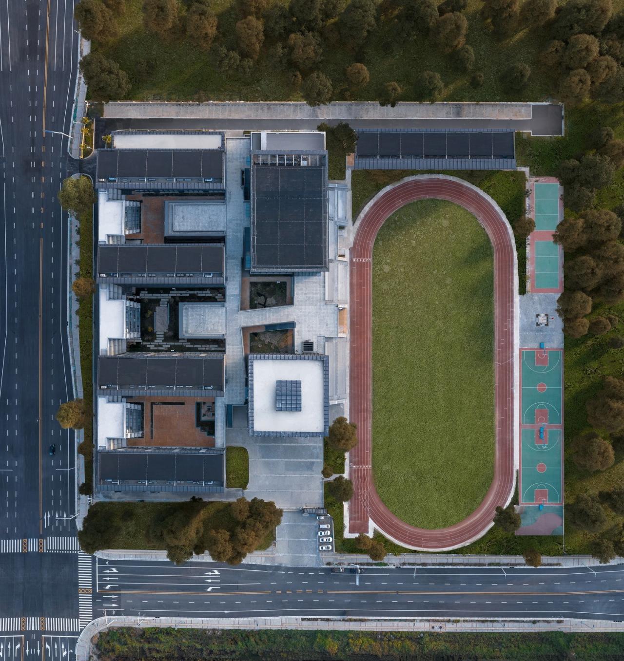 BIM建筑|郑州航空港第八安置区配套中学暨郑州第130中学 / 上海联创设计集团