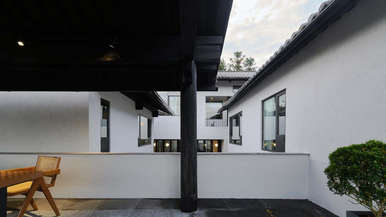 BIM建筑|腾冲叁柒廿壹院子 / 亼建筑